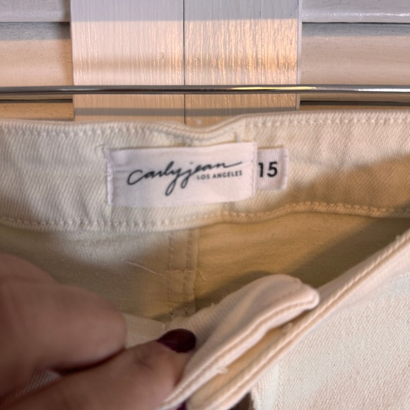 Carly Jean Los Angeles Cream Distressed Boyfriend Jeans Womens Size 15 - Picture 2 of 4